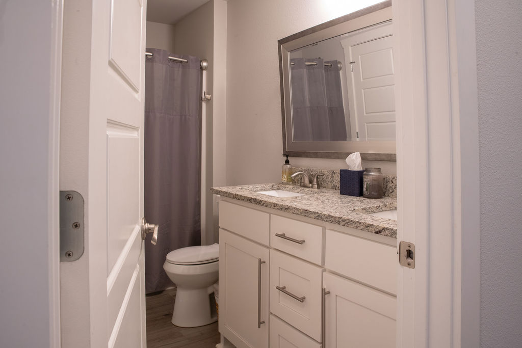 Shakespeare Courts Bvv - Residential