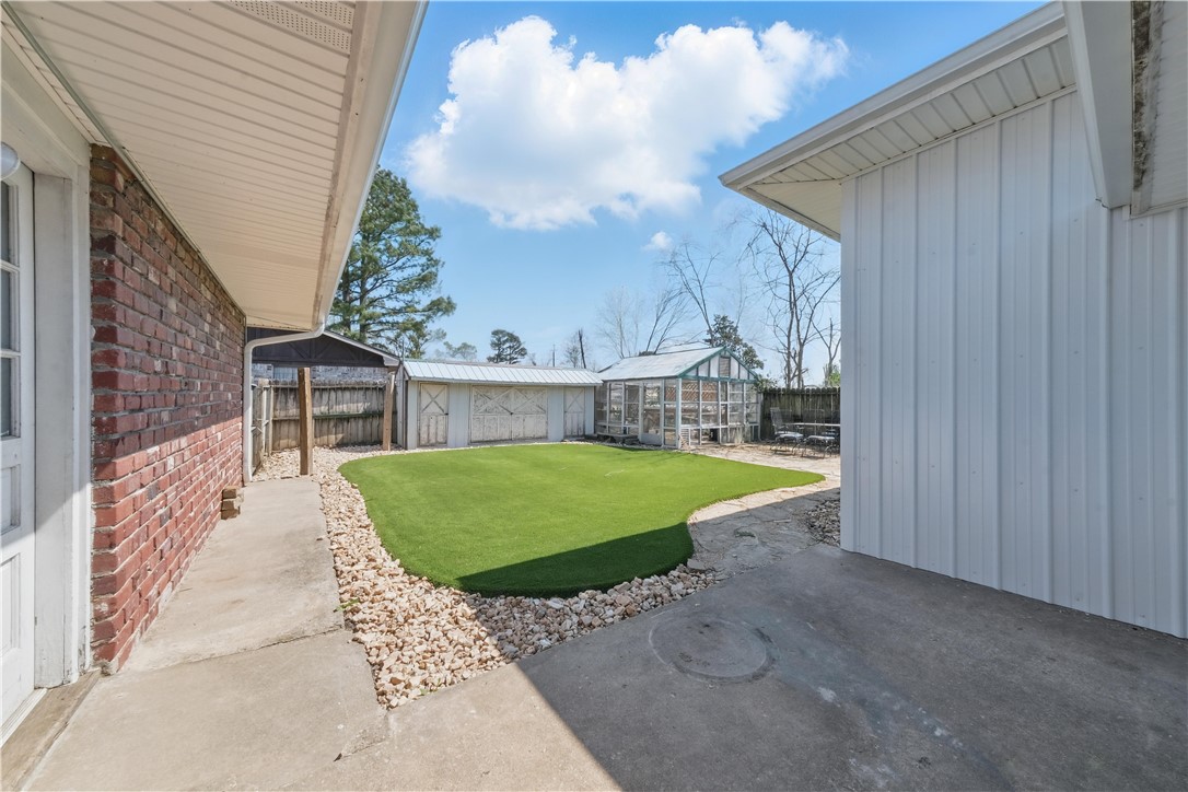Crescent Heights Add Rogers - Residential
