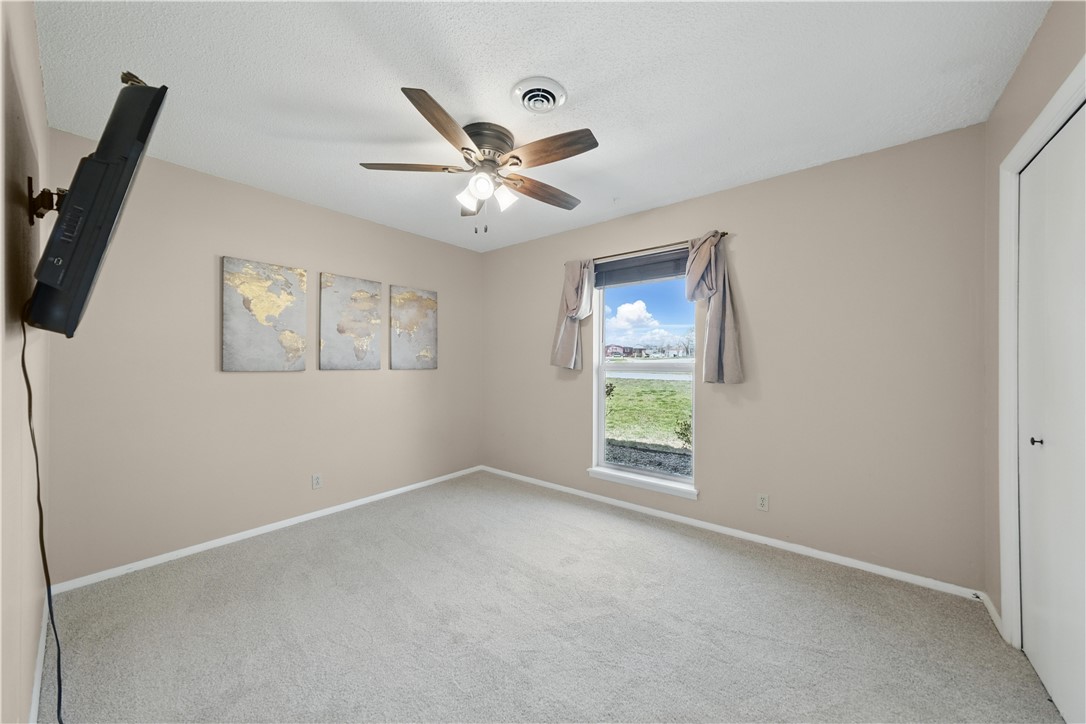 Crescent Heights Add Rogers - Residential