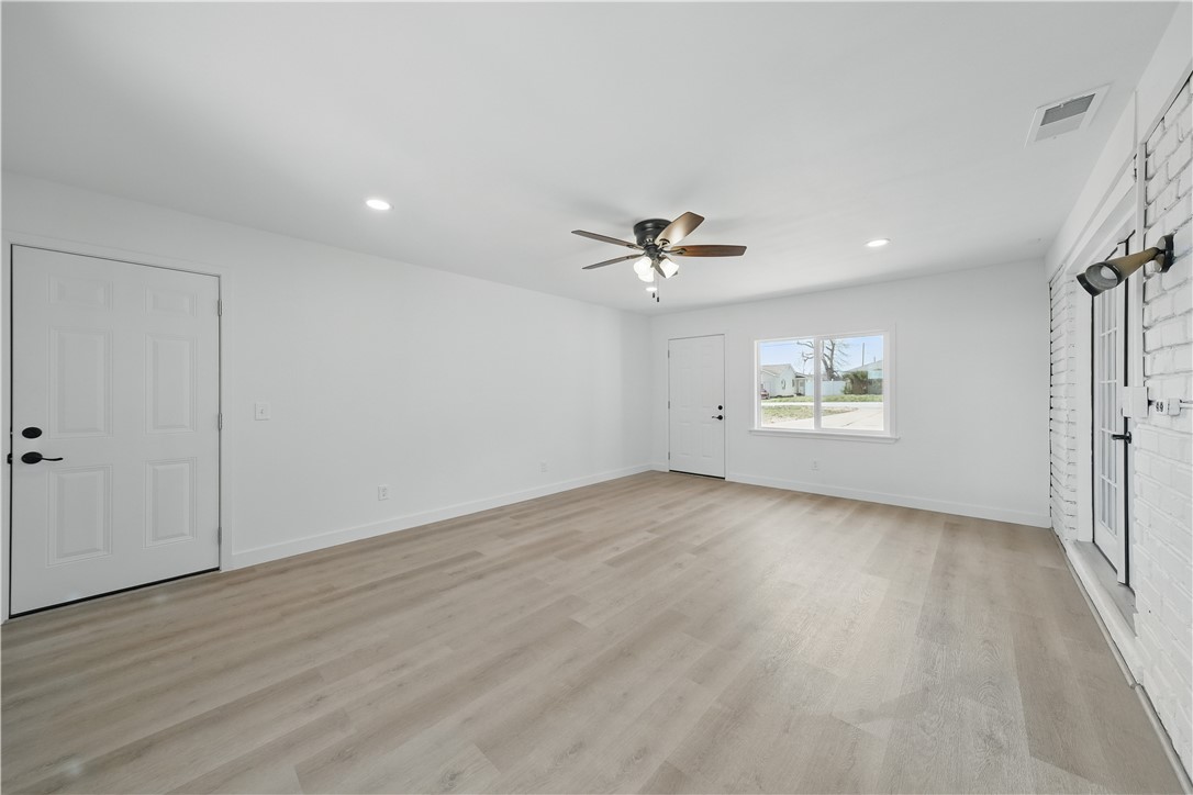 Crescent Heights Add Rogers - Residential