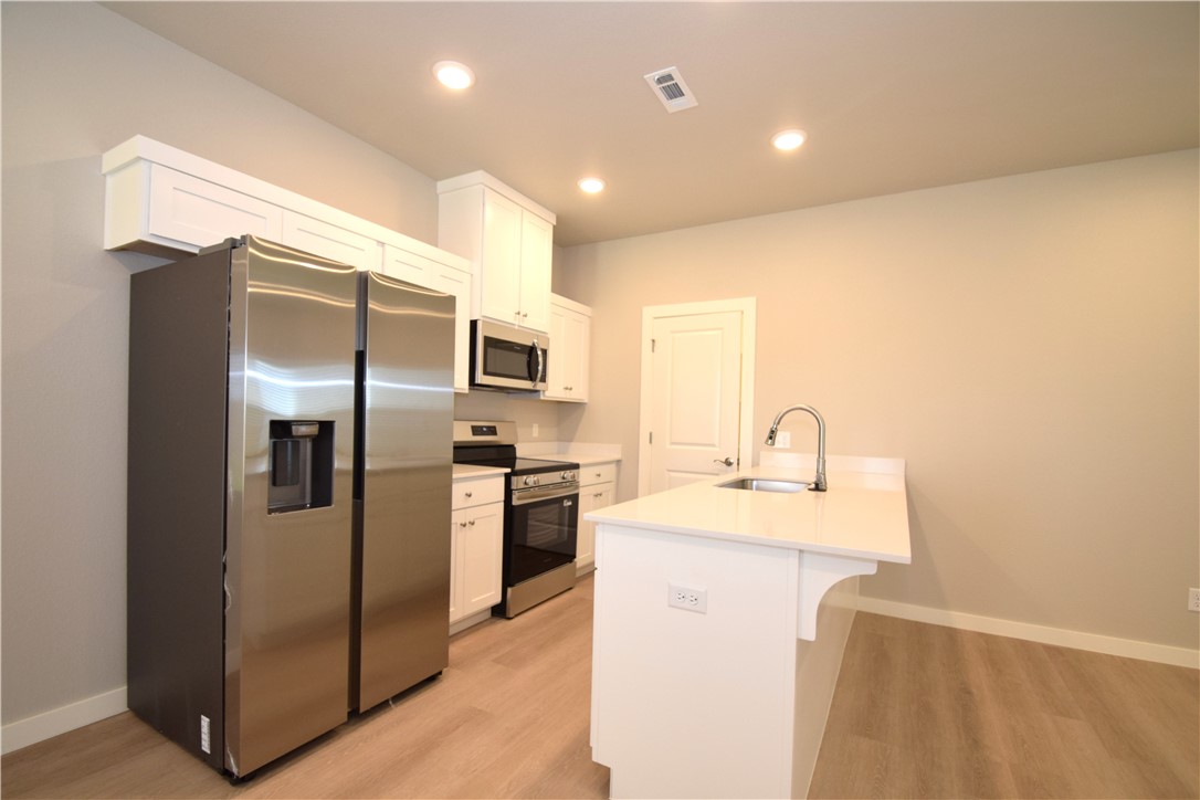 POIGAI ESTATES - Residential Lease