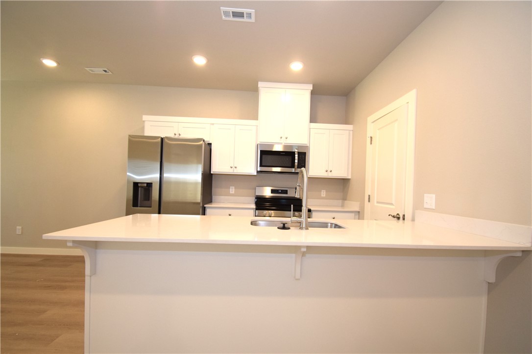 POIGAI ESTATES - Residential Lease