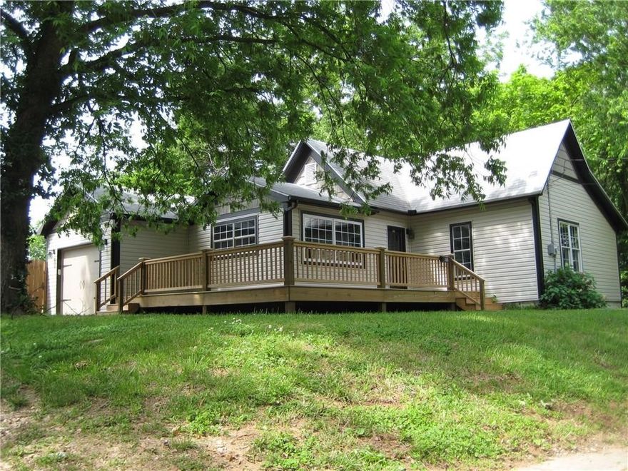 MLS DATA ENTRY ONLY - LEASE RENEWAL