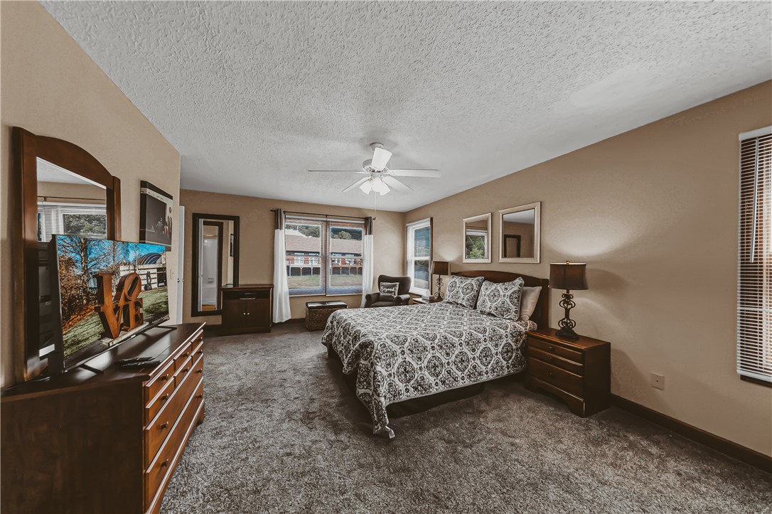 Unit 10 Holiday Island - Residential