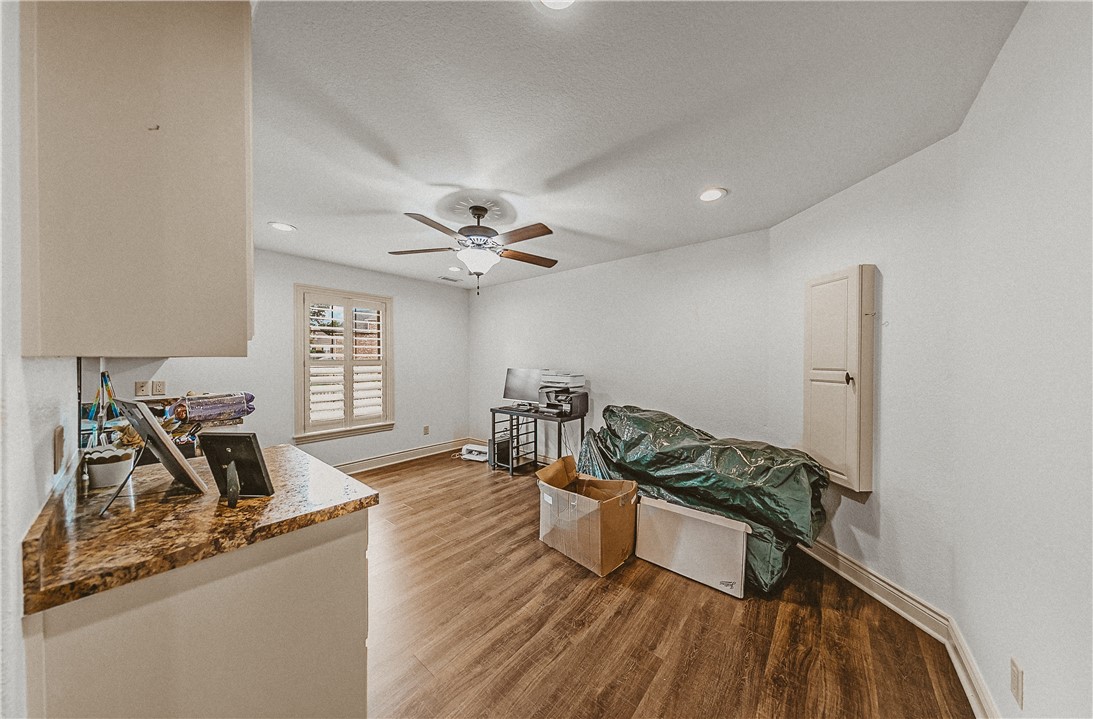 Shadow Valley Ph Ix Rogers - Residential