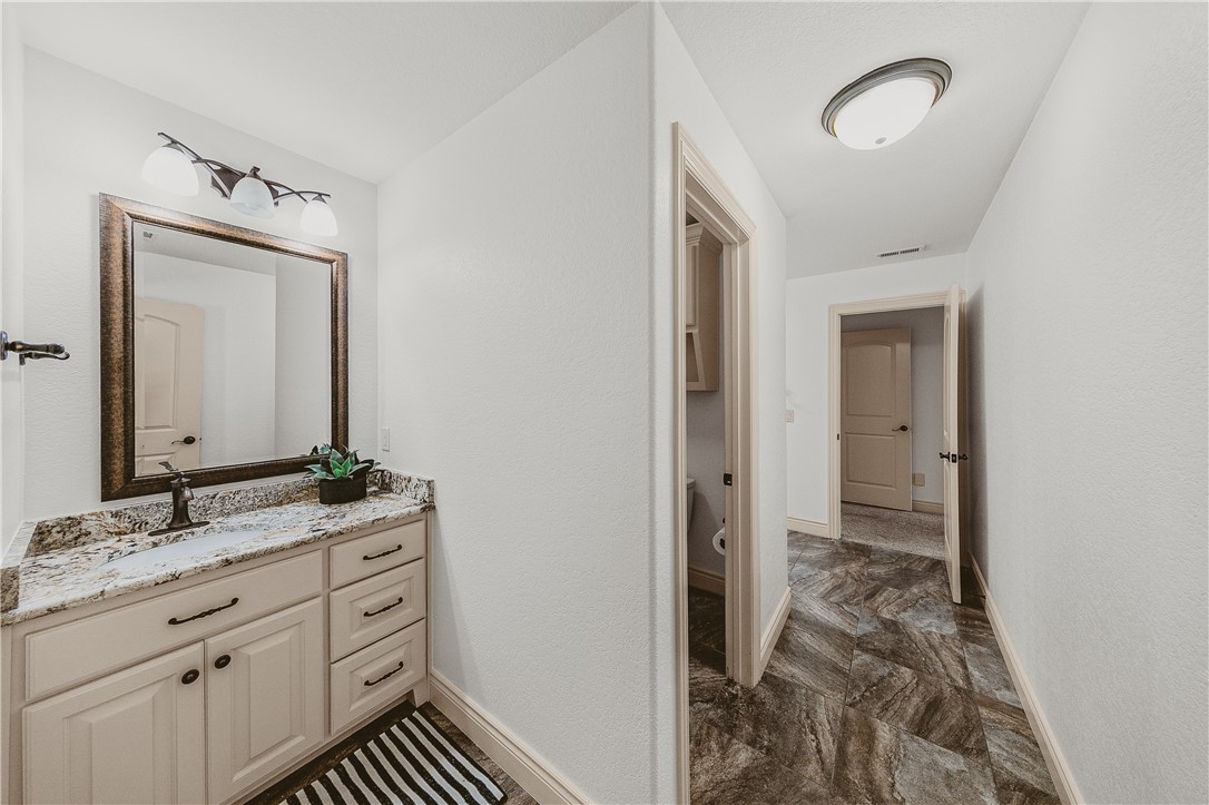 Shadow Valley Ph Ix Rogers - Residential