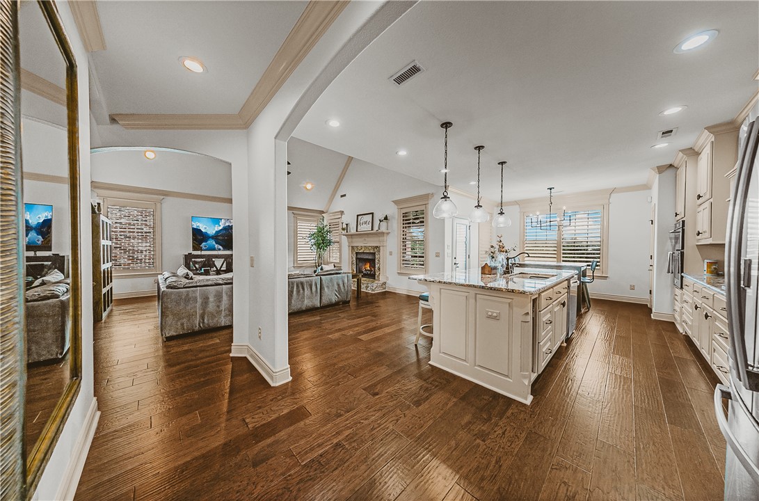 Shadow Valley Ph Ix Rogers - Residential