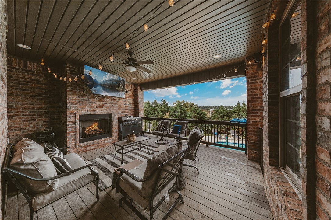 Shadow Valley Ph Ix Rogers - Residential