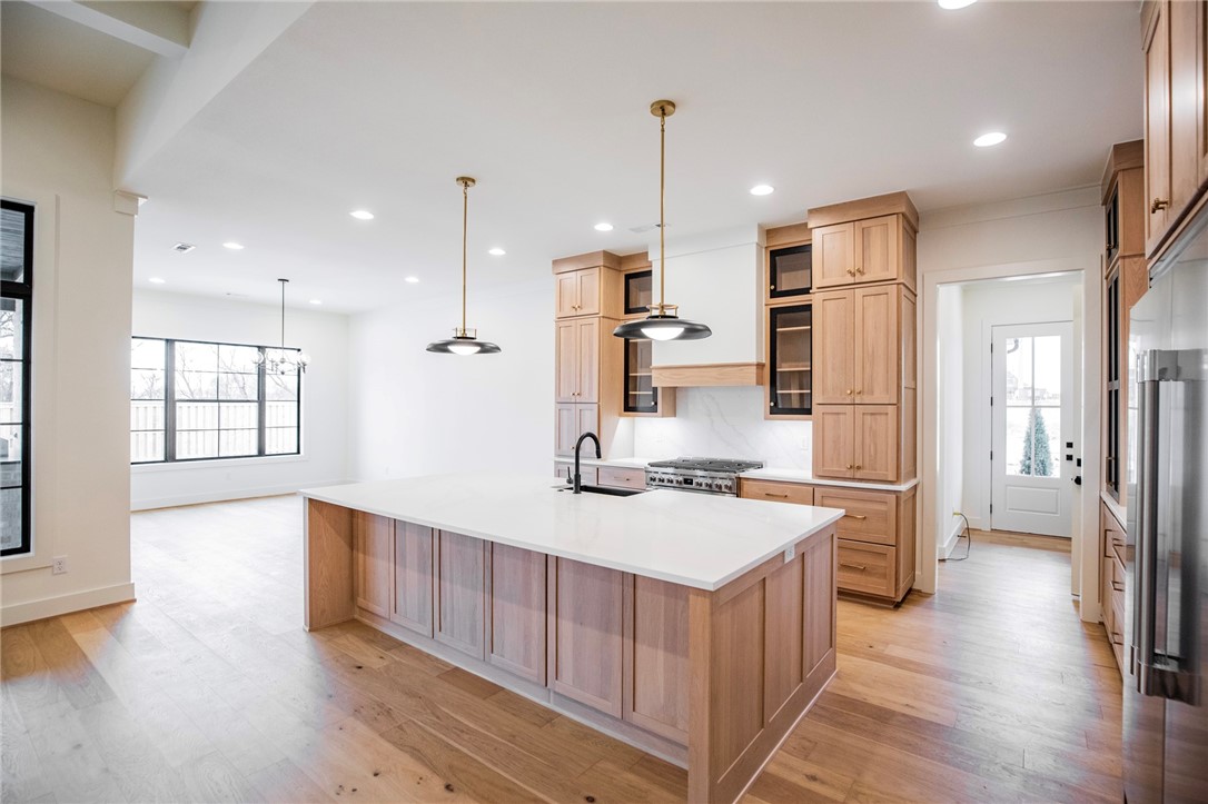 Aurora Heartbeat - Residential