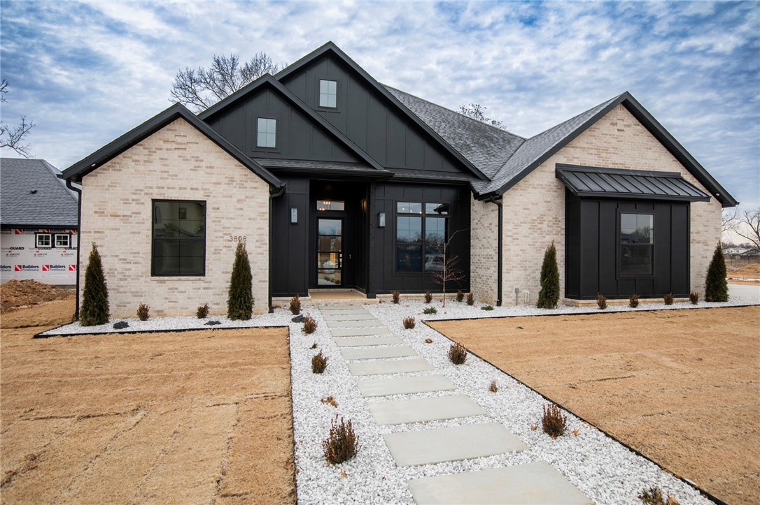 Aurora Heartbeat - Residential