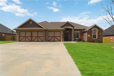 745 Harrison Street Pea Ridge AR 72751
