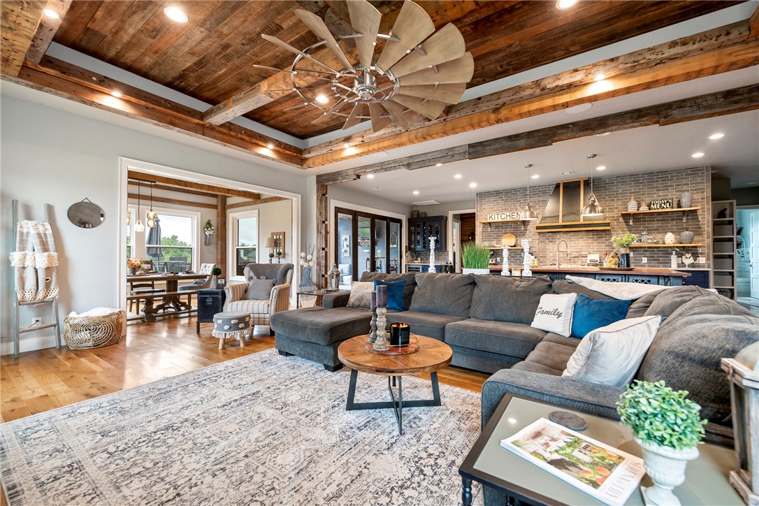 Otter Creek Estates Ph I Cave Spgs - Residential
