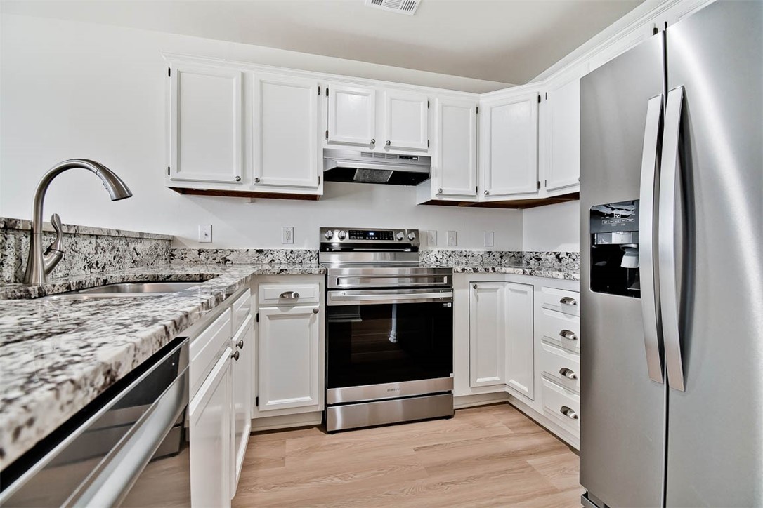 Carriage Square Sub Bentonville - Residential