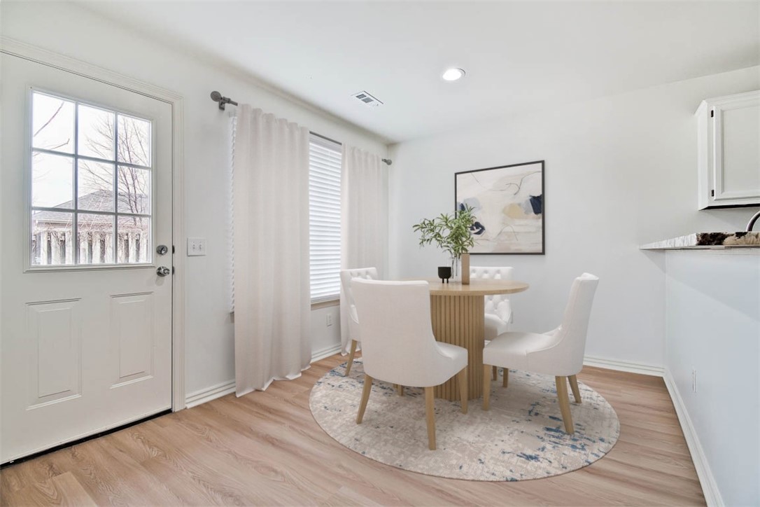 Carriage Square Sub Bentonville - Residential