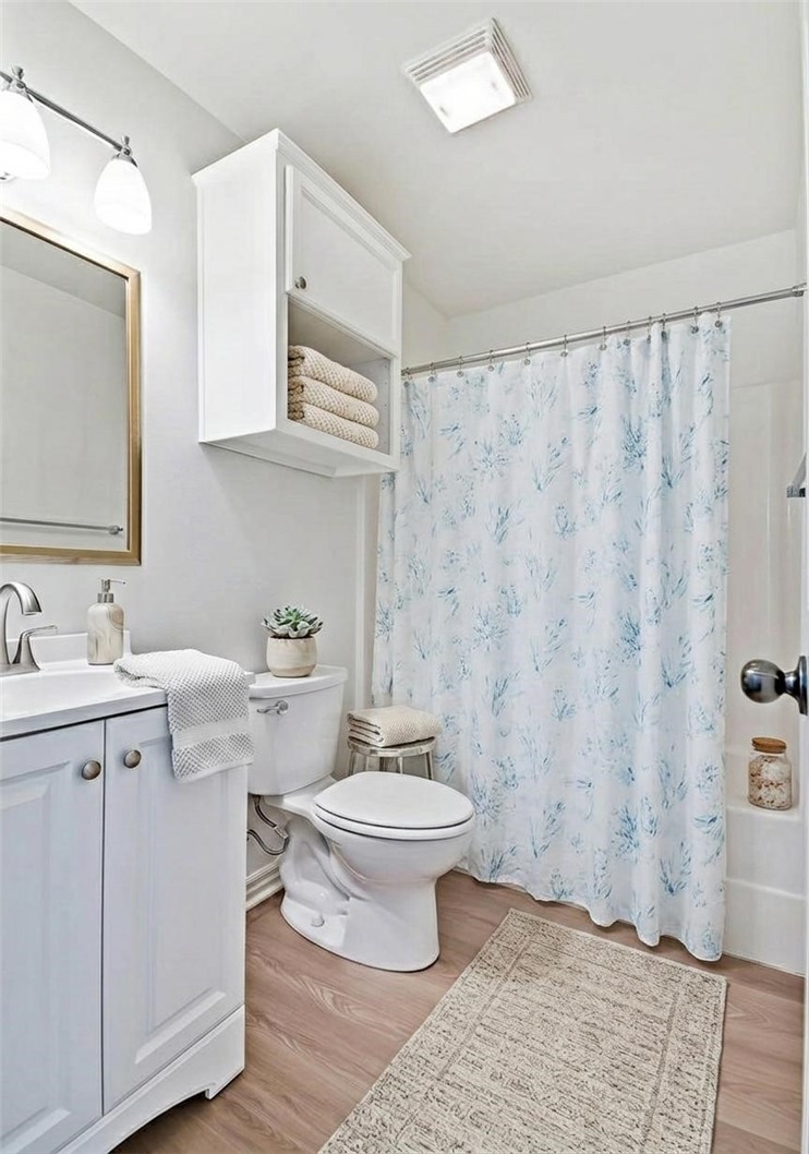 Carriage Square Sub Bentonville - Residential