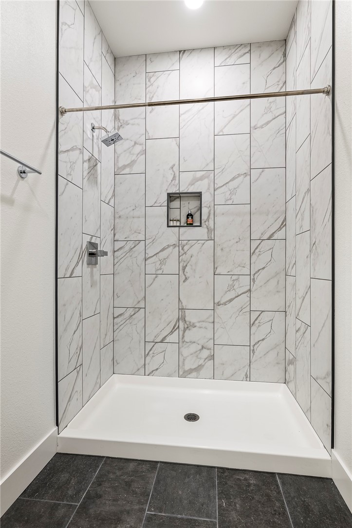 Bluffs Sub, The Bentonville - Residential