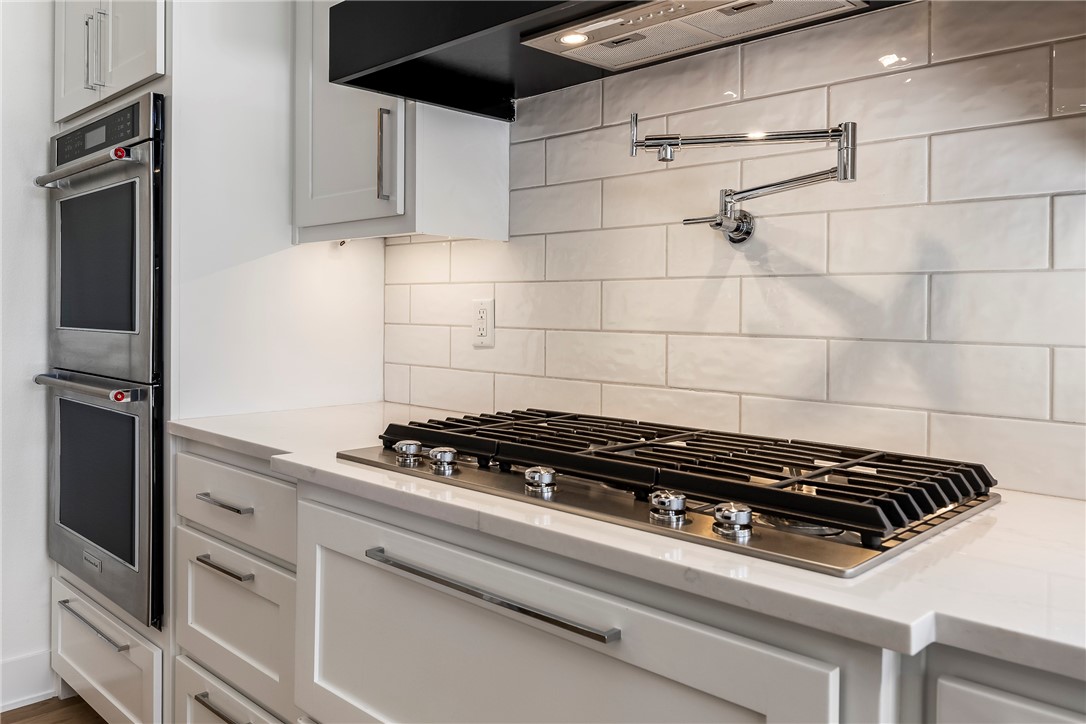 Bluffs Sub, The Bentonville - Residential