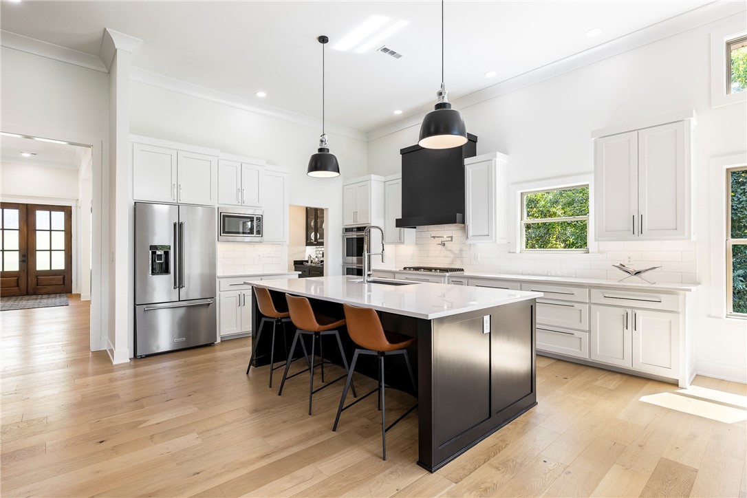 Bluffs Sub, The Bentonville - Residential