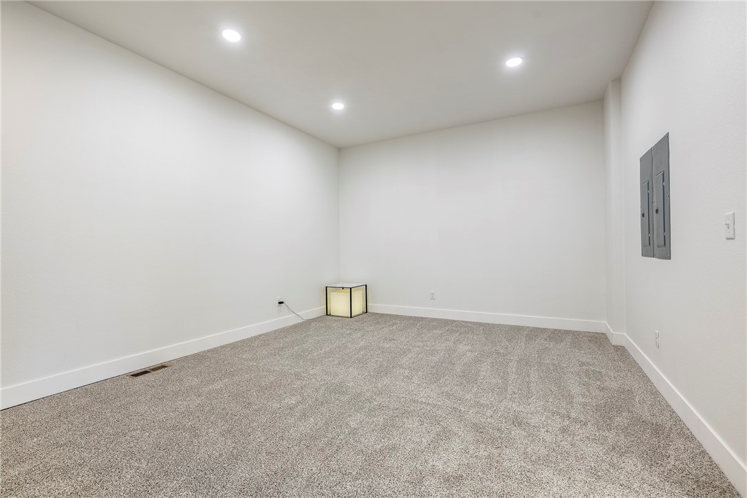 Bluffs Sub, The Bentonville - Residential