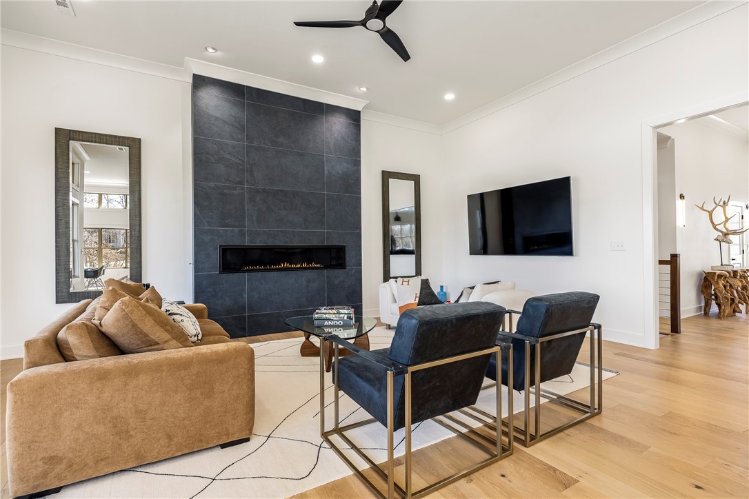 Bluffs Sub, The Bentonville - Residential