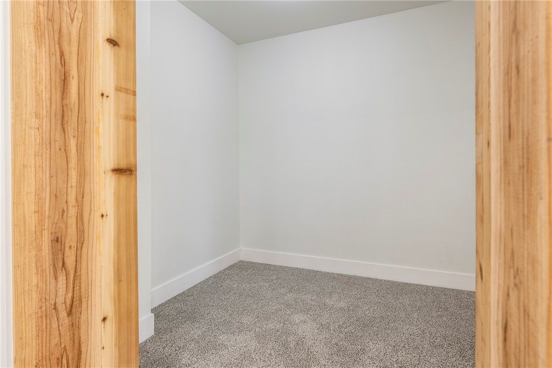 Bluffs Sub, The Bentonville - Residential