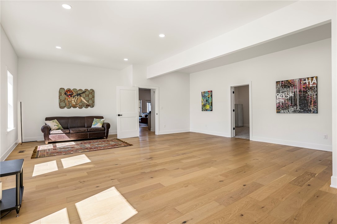 Bluffs Sub, The Bentonville - Residential