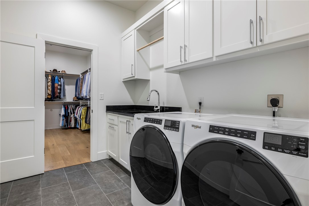 Bluffs Sub, The Bentonville - Residential