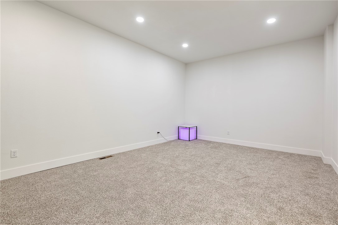 Bluffs Sub, The Bentonville - Residential