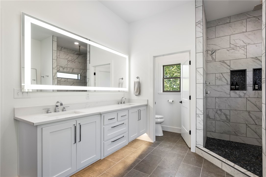 Bluffs Sub, The Bentonville - Residential