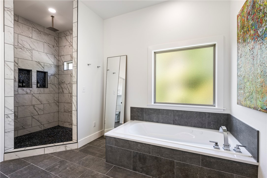 Bluffs Sub, The Bentonville - Residential