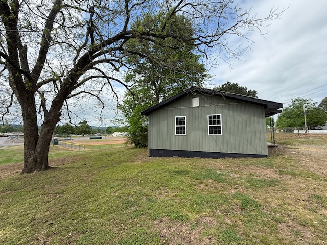 PARIS METES & BOUNDS 1-7-26 - Residential