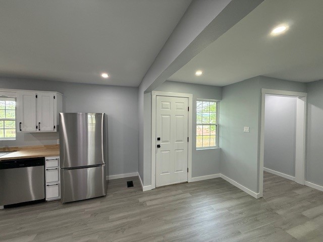 PARIS METES & BOUNDS 1-7-26 - Residential