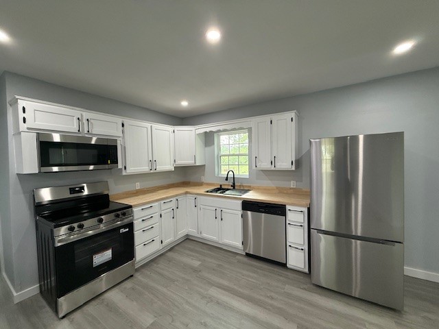 PARIS METES & BOUNDS 1-7-26 - Residential