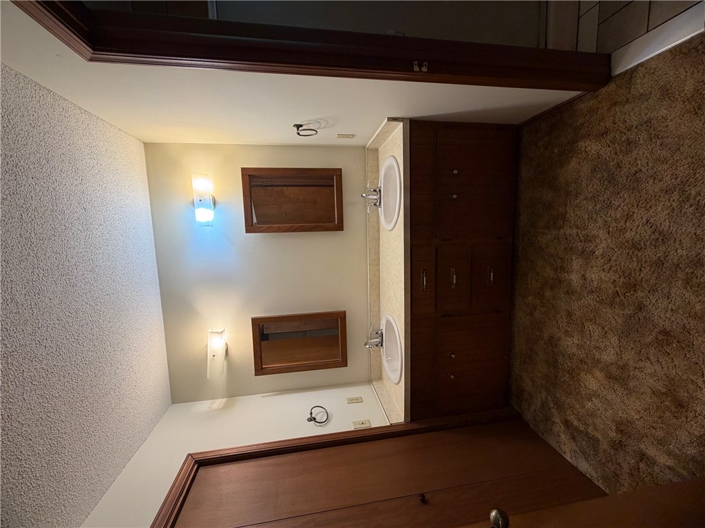 WEST RIDGE PHASE II - Residential