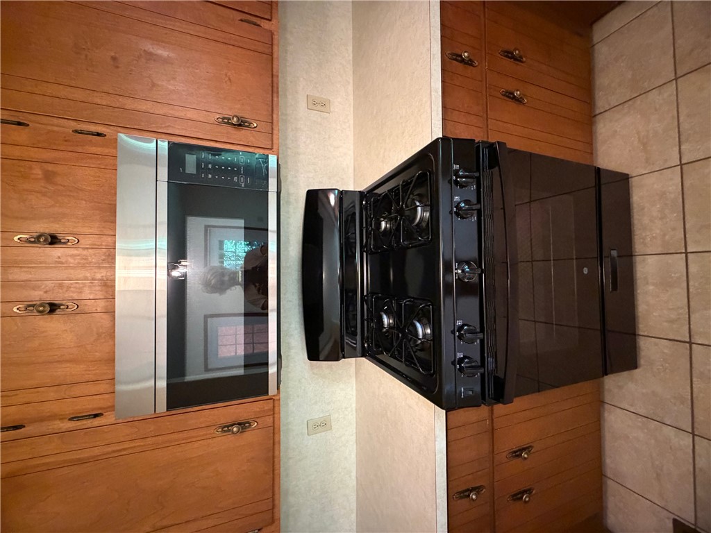 WEST RIDGE PHASE II - Residential