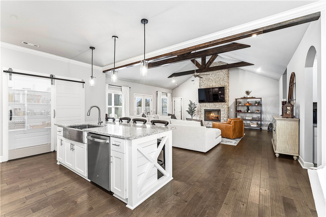 Maple Estates - Residential