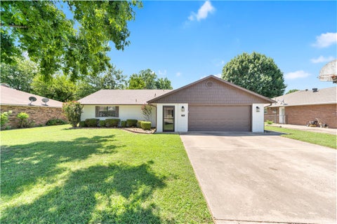 Photo of 1508 SE S Street, Bentonville, AR 72712 (MLS # 1354298)