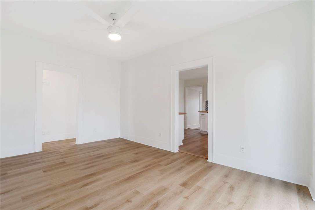 Gravette Orig Gravette - Commercial Lease