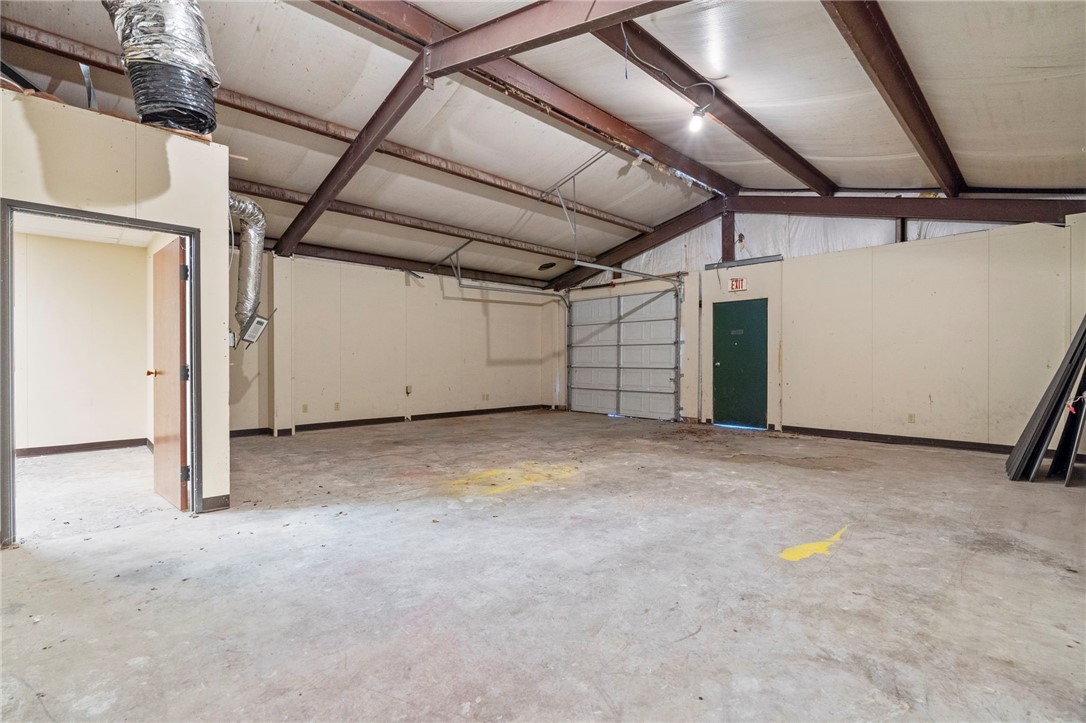 Gravette Orig Gravette - Commercial Lease