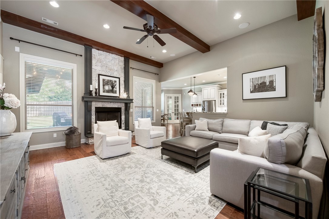 Shadow Valley Pud Ph Vii Rogers - Residential