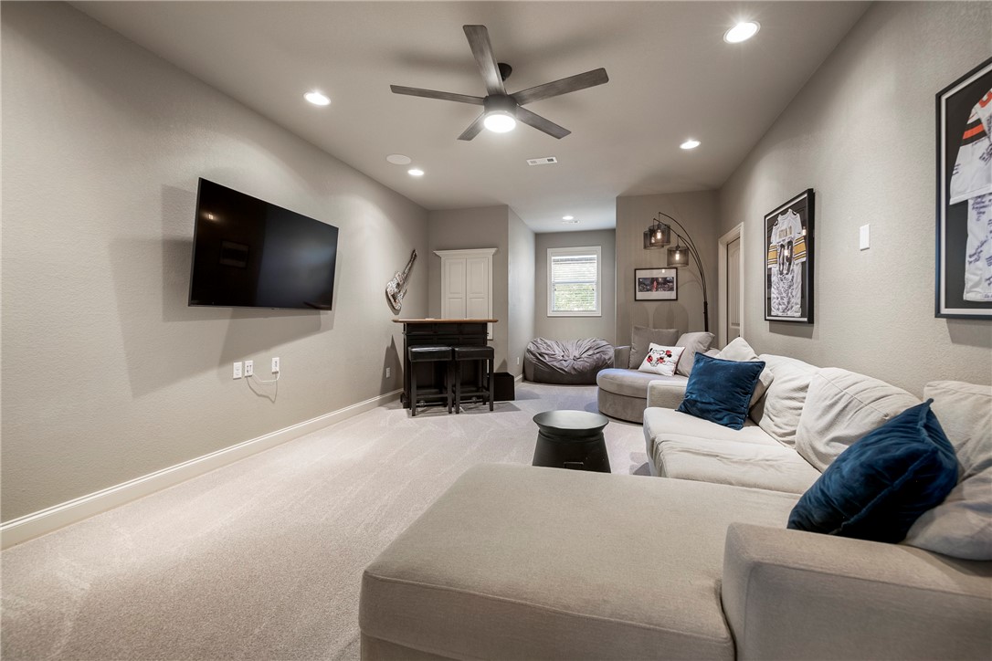 Shadow Valley Pud Ph Vii Rogers - Residential