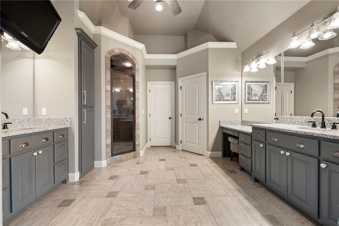 Shadow Valley Pud Ph Vii Rogers - Residential