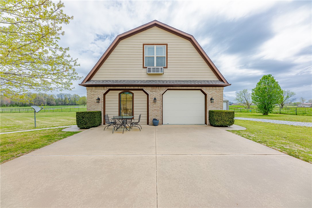 Tontitown Outlots - Residential