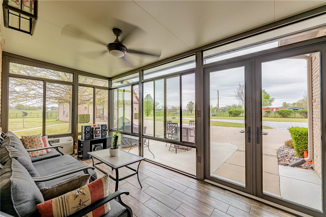 Tontitown Outlots - Residential