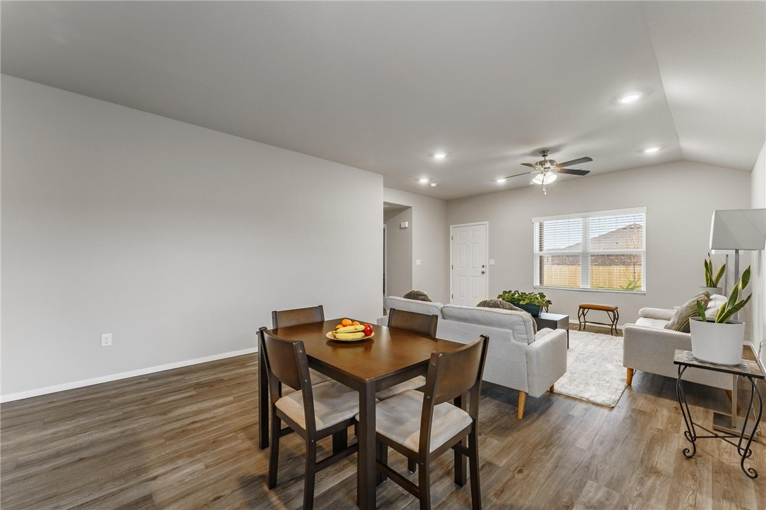 PROVIDENCE VILLAGE PH II-BENTONVILLE - Residential