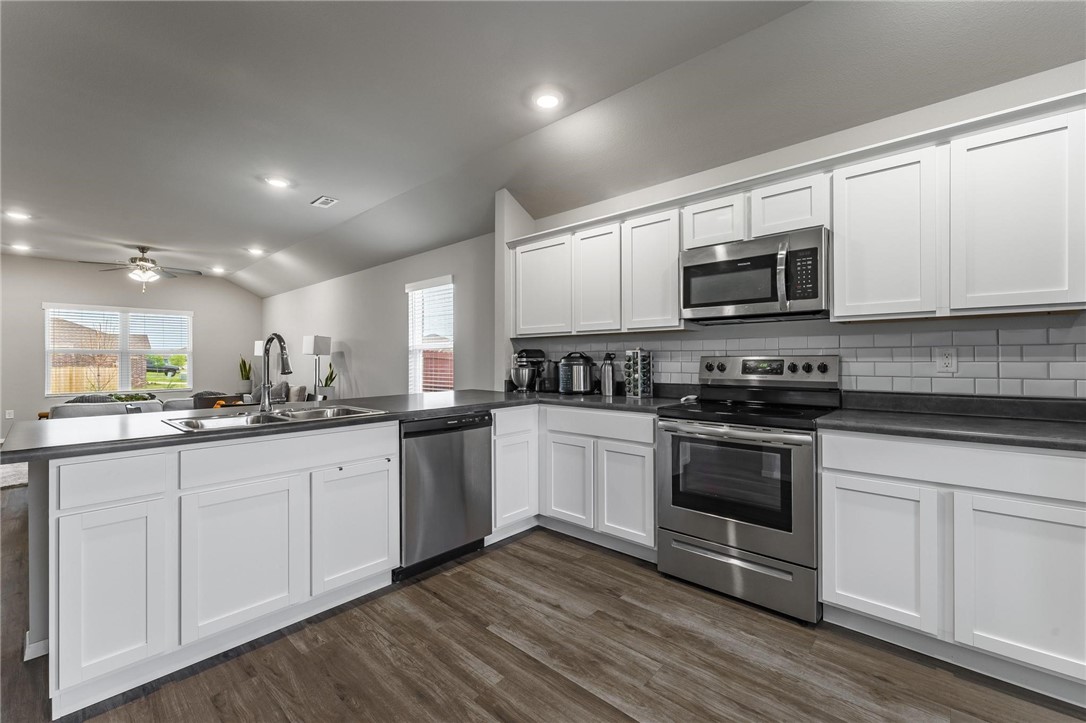 PROVIDENCE VILLAGE PH II-BENTONVILLE - Residential