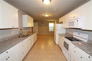 Kerelaw Castle Bentonville - Residential Lease