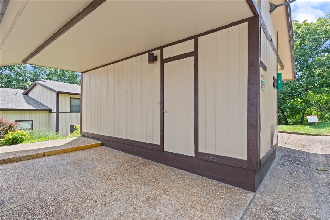 Unit 104 Holiday Island - Residential