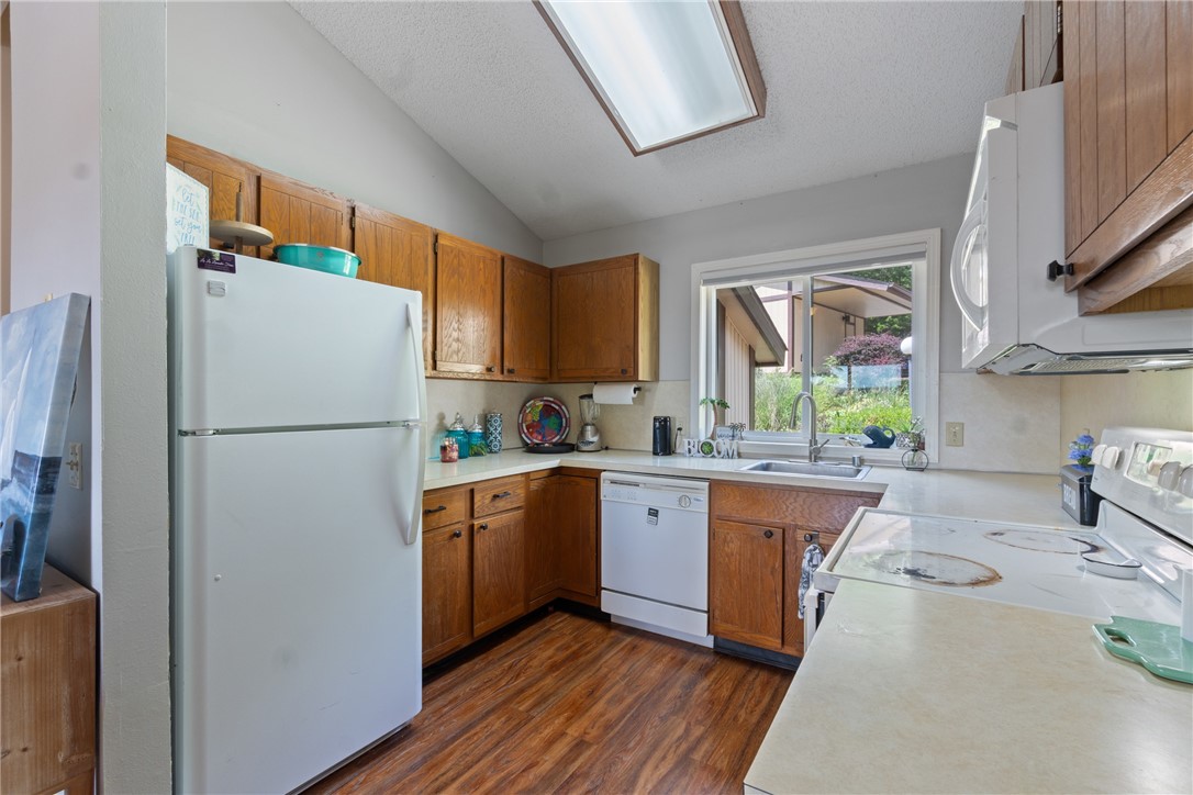 Unit 104 Holiday Island - Residential