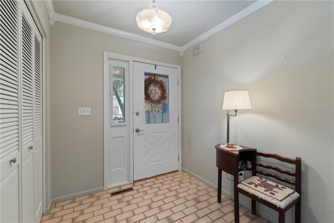 Unit 16 Holiday Island - Residential